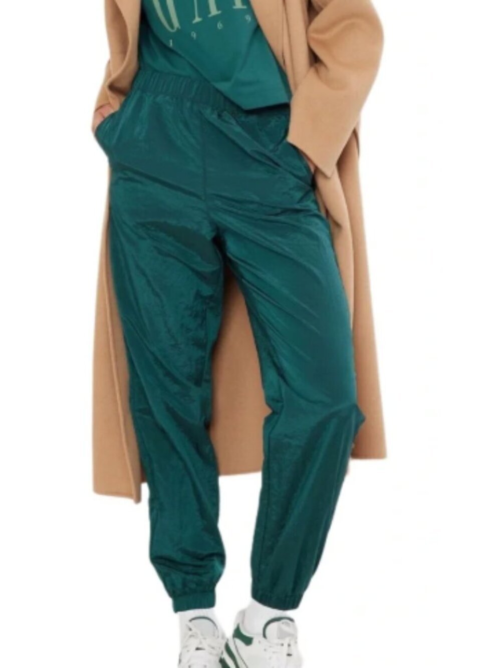 Gap Women’s GapFit Joggers, Green Metallic Size M, New